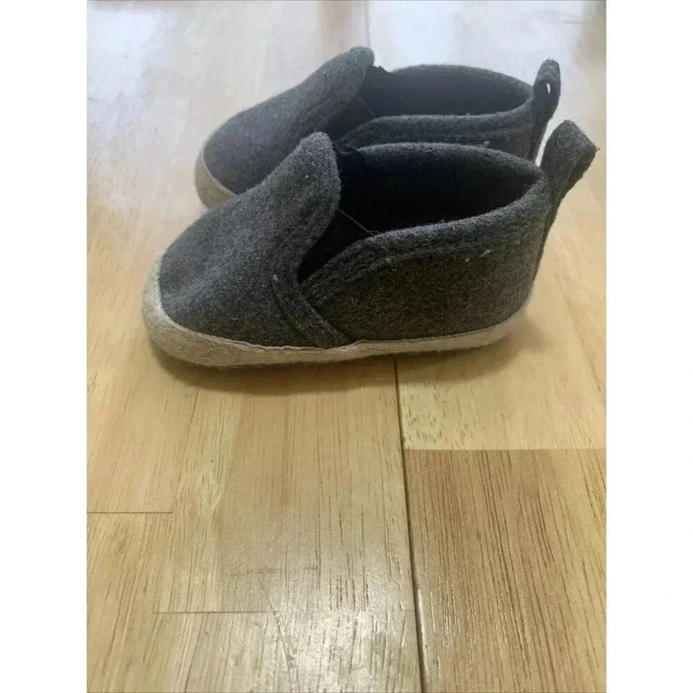 Unisex Soft Canvas Slip On Shoes for‎ Baby Size 1 Dark Grey